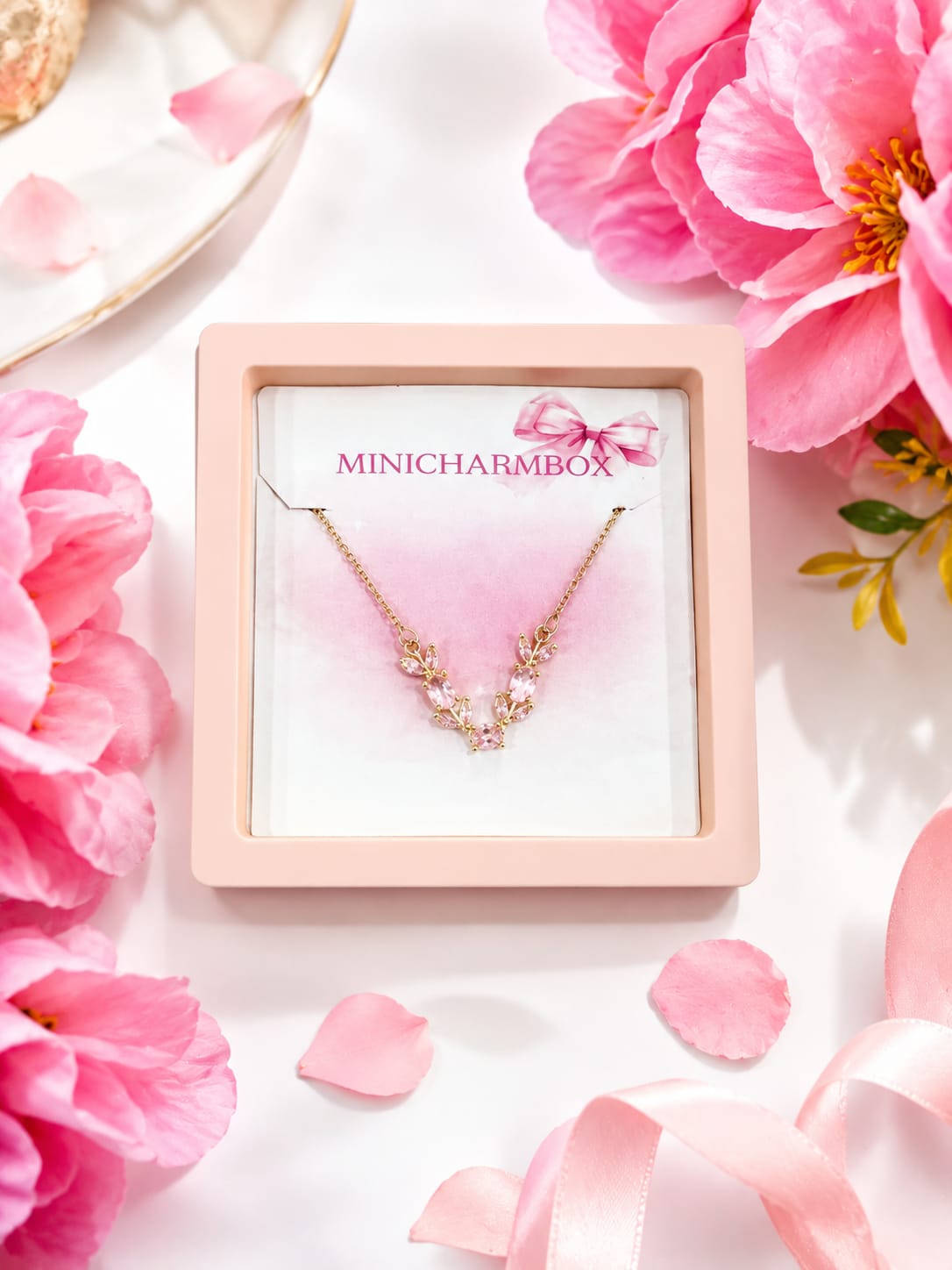 Viral Tulip Pendant