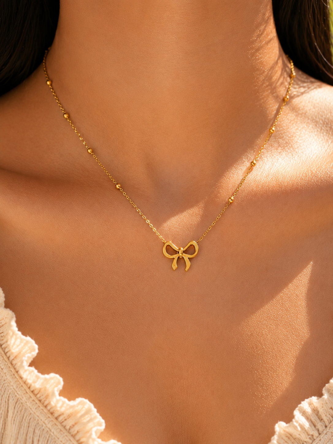 Viral Bow Pendant